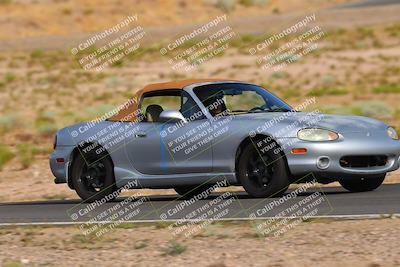 media/Jun-01-2025-CalClub SCCA (Sun) [[eae223c5dd]]/Group 1/Track Event 5/